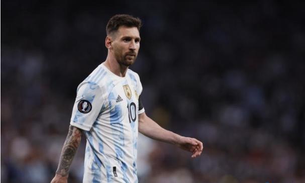 11月12日鹰19转债上涨0.44%，转股溢价率12.37%